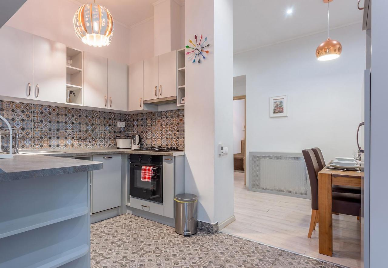 Goldcentral Apartment Dob Будапеща Екстериор снимка